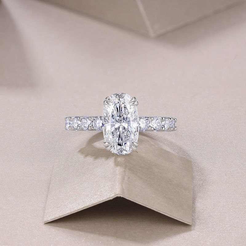 4 Carat Oval Cut Moissanite Ring – D-E Color | 925 Sterling Silver Engagement Ring for Women